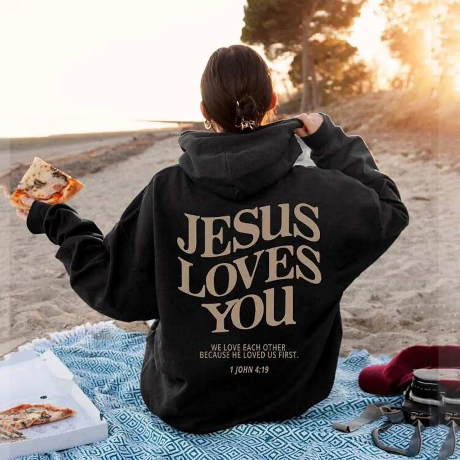 Christian Hoodies for Women Bible Verse Jesus Loves You Graphic Oversized Y2K Hooded Pockets Drawstring Sweatshirts