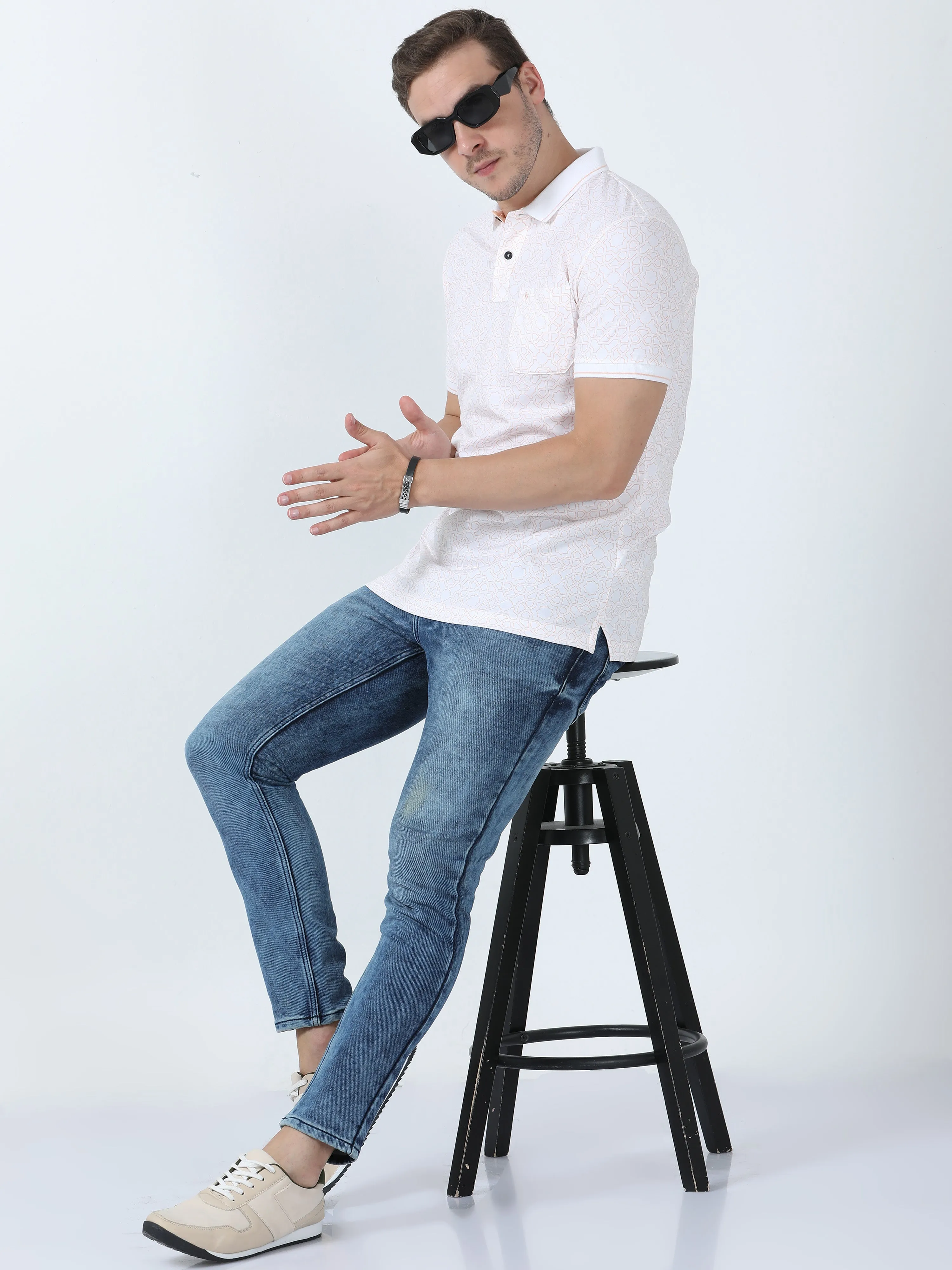 Classic Polo Men's Printed White Cotton Half Sleeve T-Shirt | BELLO - 266 B SF P