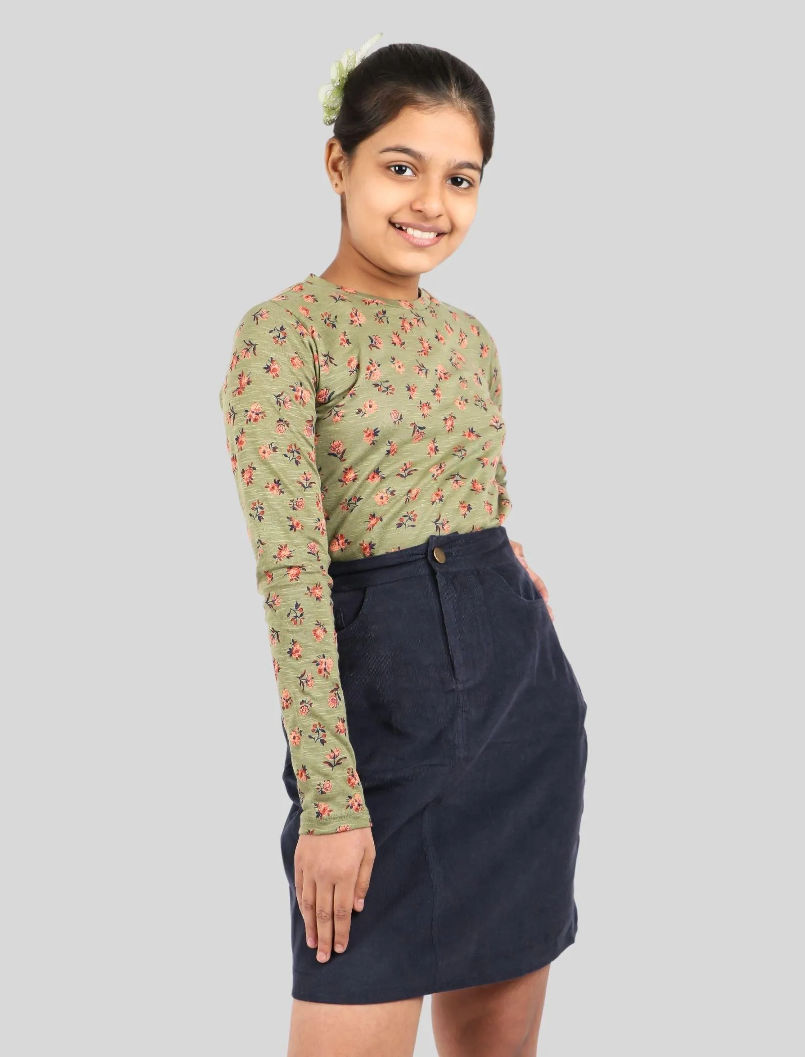 Girls Kids Floral Green Full Sleeve Top, T-Shirts