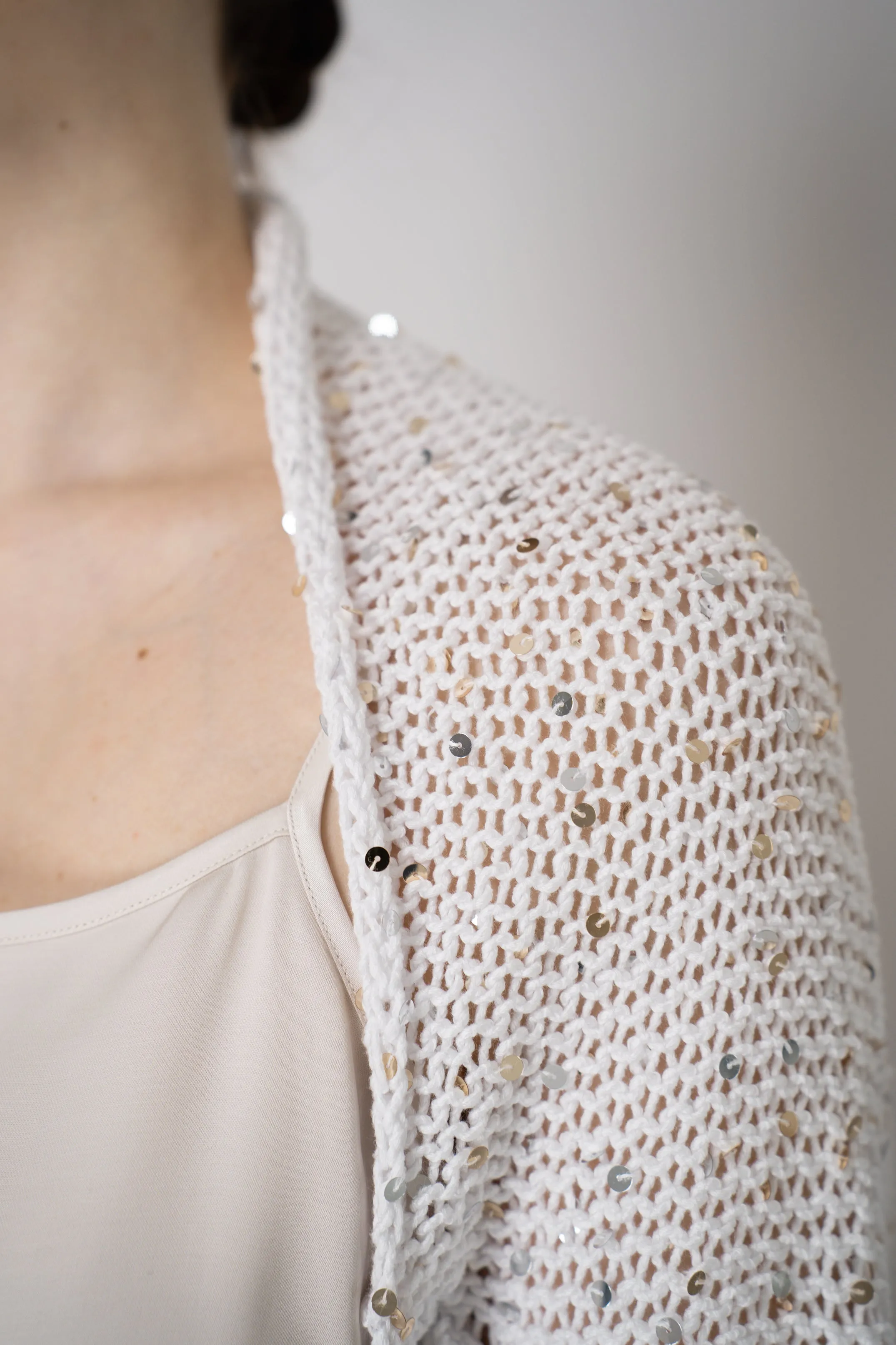 Peserico Cotton Knit Bolero Shrug with Sequins in White