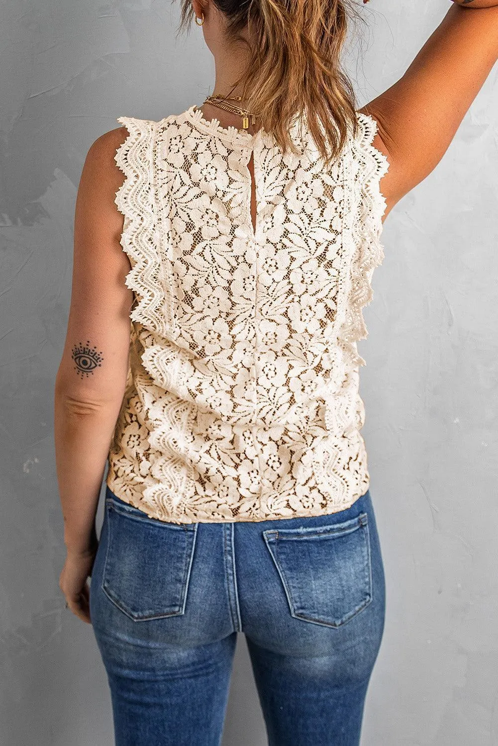Pure And Fresh V-Neck Scalloped Lace Tank Top