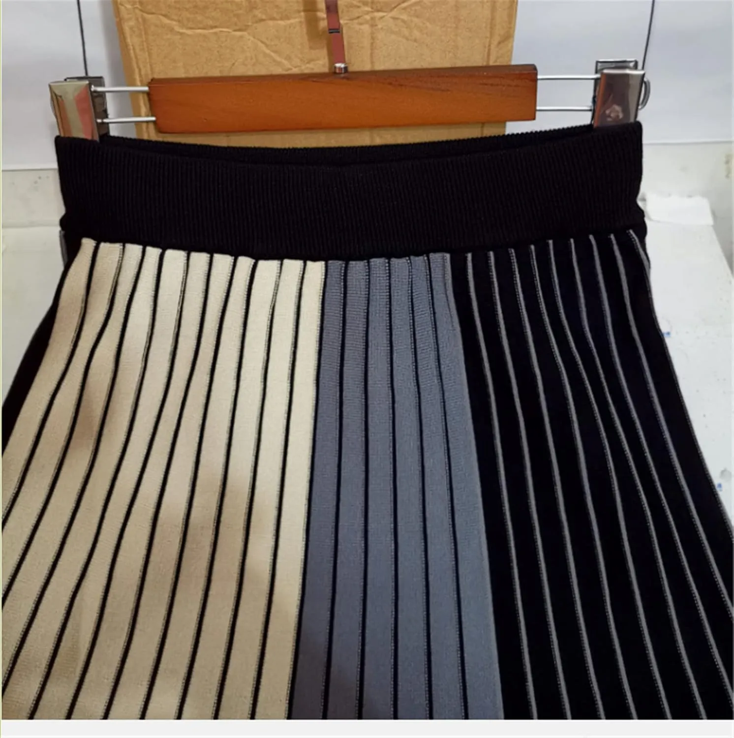 Thick Warm Women Pleated Skirts Elastic High Waist Knitted Sweater Skirts Autumn Winter Midi Stripe Skirt