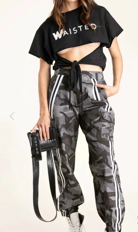 WAISTED CUT OUT TIE TEE Size M